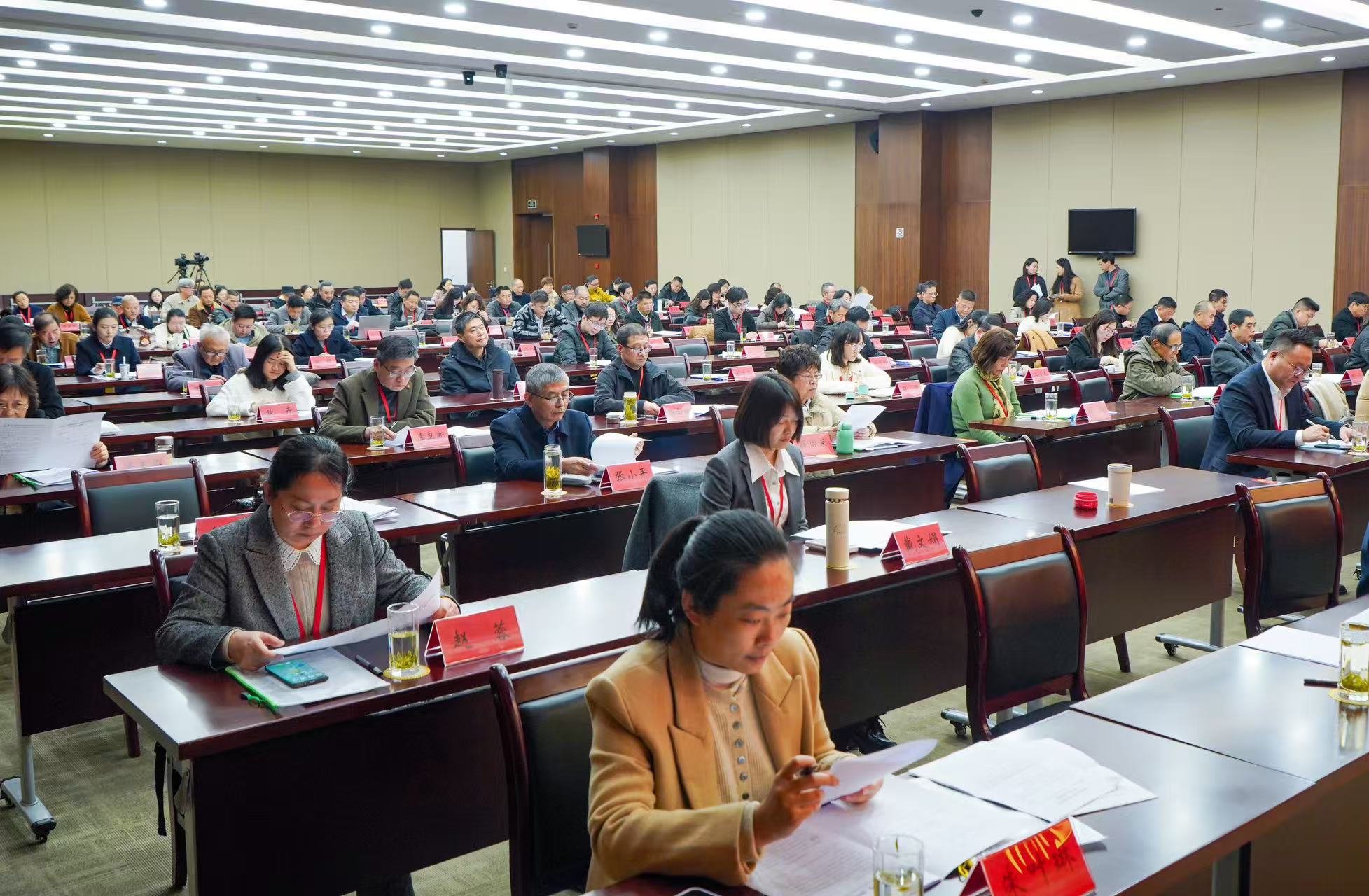 8e98e562fc48e7f6115088e6511e5210