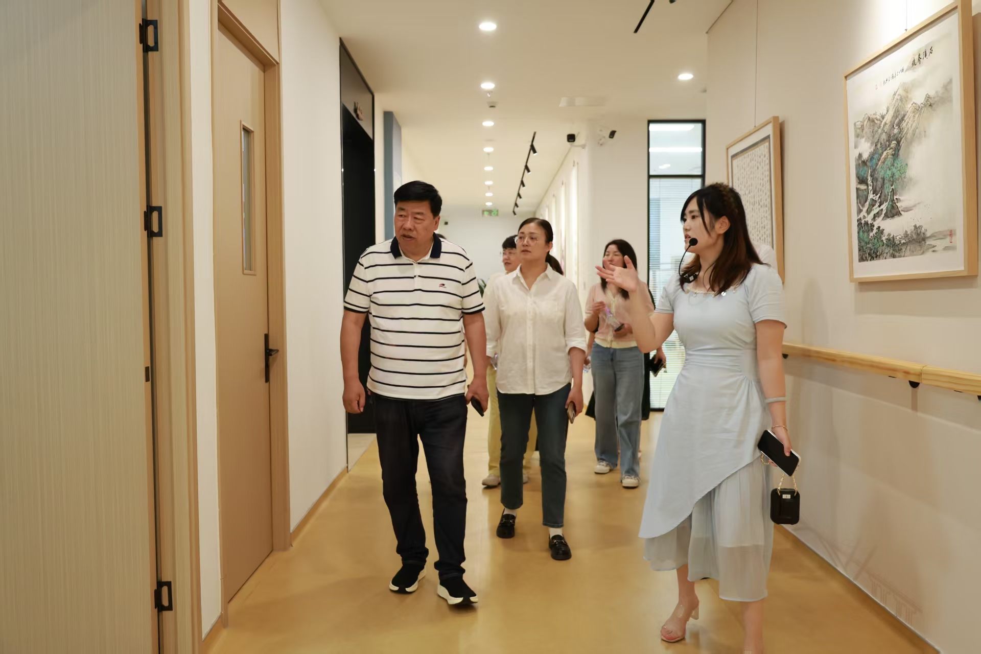 盟员参观太湖新城老年大学教学环境1