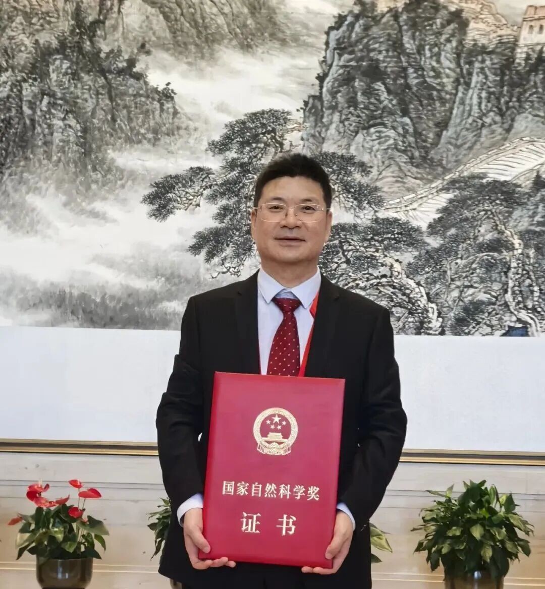 万贤GANG.jpg